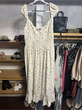 Urban Outfitters Women’s Cream Floral Smocked Midi Dress
